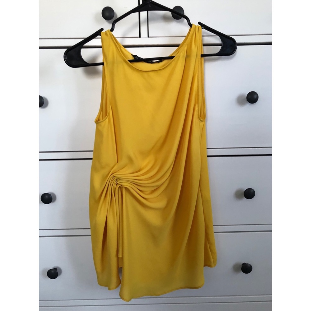 [Zara France] Fabric-designed yellow blouse